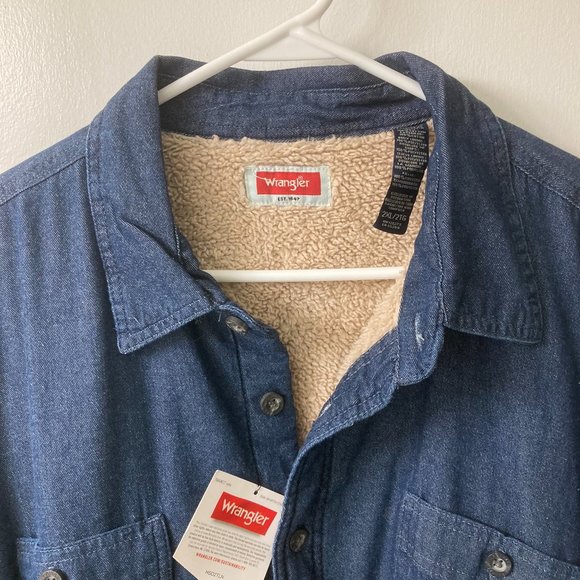 Men's Wrangler button up insulated denim jacket, size 2XL - Picture 3 of 10